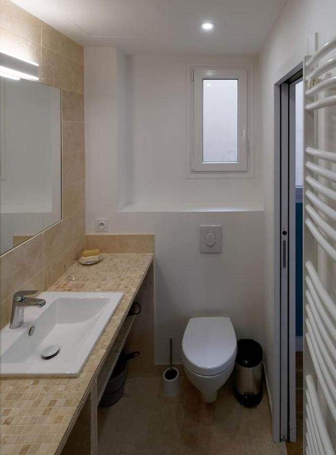 Quiet apartment near Montmartre Parijs Buitenkant foto